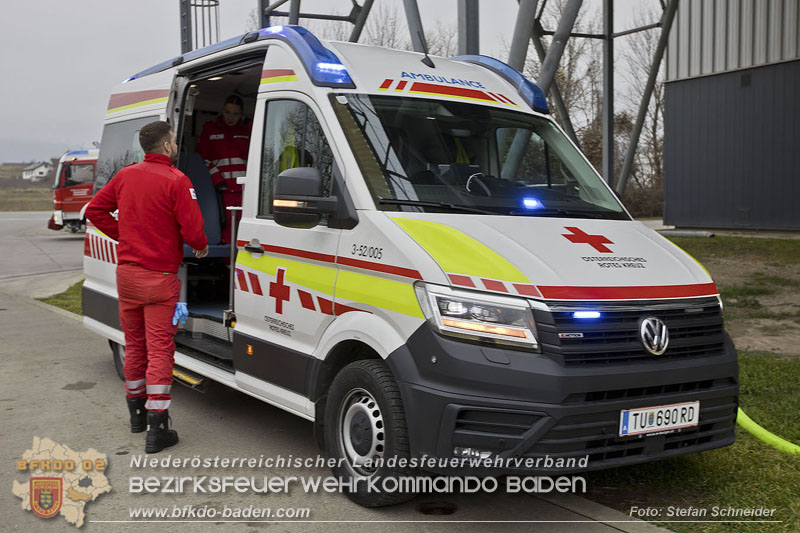20241213_Brand im Betrieb eines Energieversorgers in Tribuswinkel Foto: Stefan Schneider BFKDO BADEN