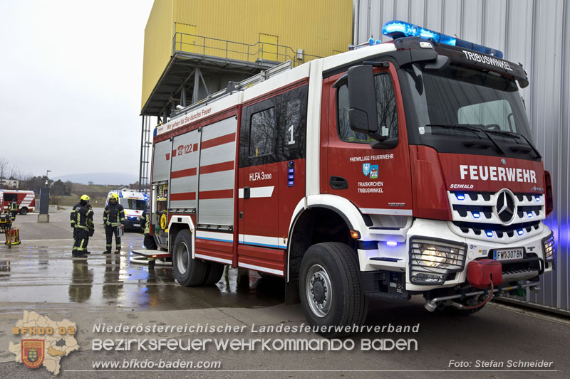 20241213_Brand im Betrieb eines Energieversorgers in Tribuswinkel Foto: Stefan Schneider BFKDO BADEN