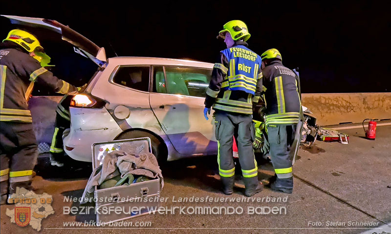 20241219_Personenrettung nach Verkehrsunfall auf der A2 bei Baden Foto: Stefan Schneider BFKDO BADEN 20241219_Personenrettung nach Verkehrsunfall auf der A2 bei Baden Foto: Stefan Schneider BFKDO BADEN