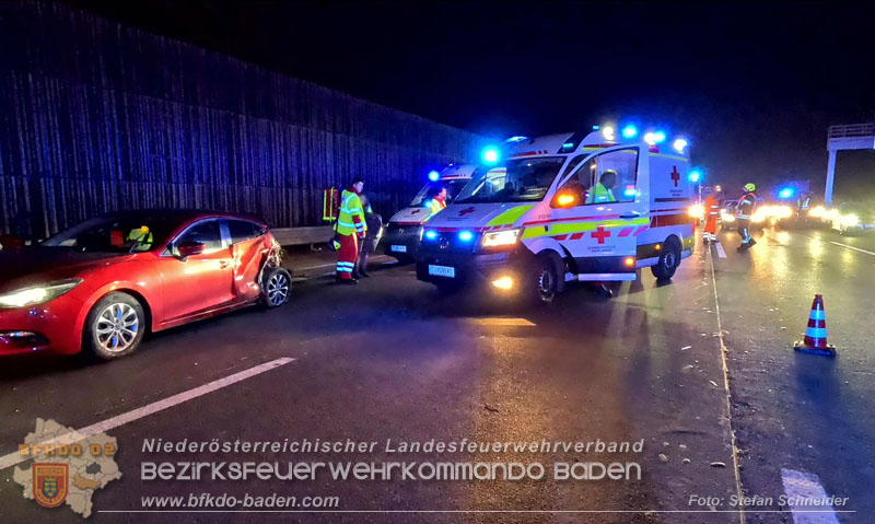 20241219_Personenrettung nach Verkehrsunfall auf der A2 bei Baden Foto: Stefan Schneider BFKDO BADEN 20241219_Personenrettung nach Verkehrsunfall auf der A2 bei Baden Foto: Stefan Schneider BFKDO BADEN