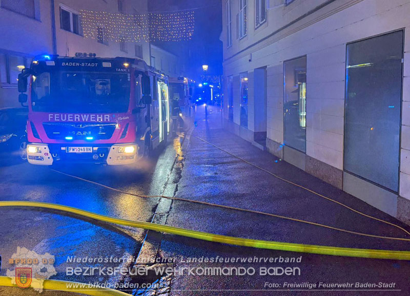 20241224 Wohnungsbrand in Baden am Hl. Abend Foto: Roman/Felix/Viktor van de Castell FF Baden-Stadt 20241224 Wohnungsbrand in Baden am Hl. Abend Foto: Roman/Felix/Viktor van de Castell FF Baden-Stadt