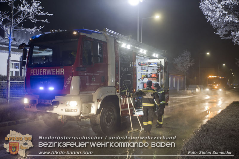 20250101 Rohrbruch einer 200er Hauptwasserleitung in der Stadt Baden Foto: Stefan Schneider BFKDO BADEN 20250101 Rohrbruch einer 200er Hauptwasserleitung in der Stadt Baden Foto: Stefan Schneider BFKDO BADEN