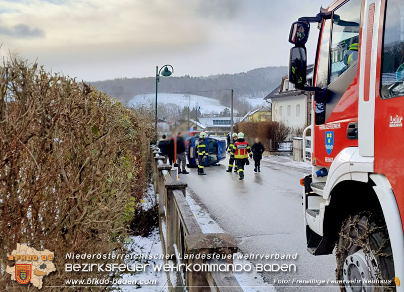 20250115_Verkehrsunfall mit alarmierter Menschenrettung in Neuhaus  Foto: Freiwillige Feuerwehr Neuhaus
