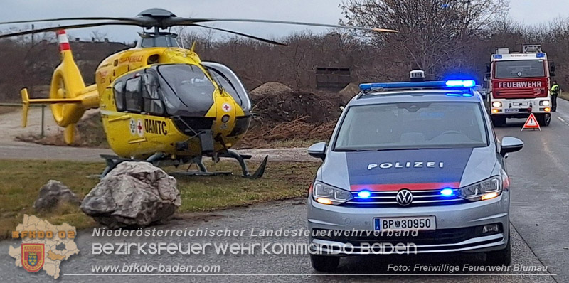 20250116_Verkehrsunfall bei Blumau-Neurißhof Foto: Freiwillige Feuerwehr Blumau 20250116_Verkehrsunfall bei Blumau-Neurißhof Foto: Freiwillige Feuerwehr Blumau