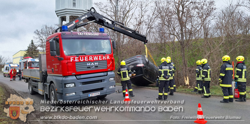 20250116_Verkehrsunfall bei Blumau-Neurißhof Foto: Freiwillige Feuerwehr Blumau 20250116_Verkehrsunfall bei Blumau-Neurißhof Foto: Freiwillige Feuerwehr Blumau