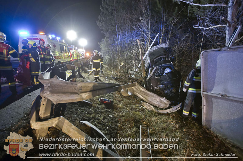 20250127_Schwerverletzter nach Horrorcrash auf der A21 bei Heiligenkreuz Bezirk Baden Foto: Stefan Schneider BFKDO BADEN 20250127_Schwerverletzter nach Horrorcrash auf der A21 bei Heiligenkreuz Bezirk Baden Foto: Stefan Schneider BFKDO BADEN