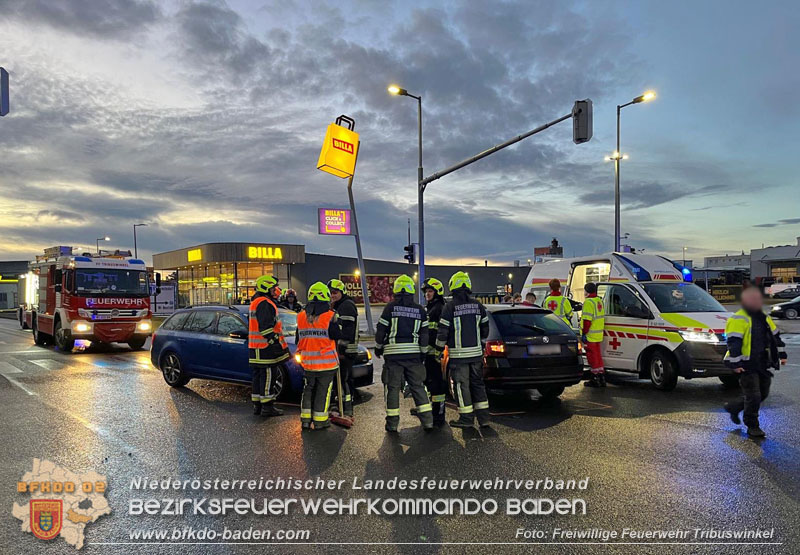 20250129_Feuerwehr befreit Lenker nach Verkehrsunfall auf der B210  Foto: Ferdinand Bartmann FF Tribuswinkel