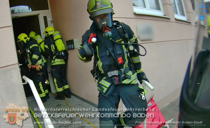 20250206_Wohnungsbrand in Badener Mehrparteienhaus - Feuerwehr rettet Personen und Tiere Foto: Viktor van de Castell FF Baden-Stadt 20250206_Wohnungsbrand in Badener Mehrparteienhaus - Feuerwehr rettet Personen und Tiere Foto: Viktor van de Castell FF Baden-Stadt