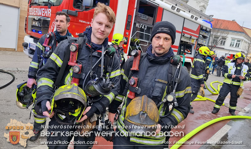 20250206_Wohnungsbrand in Badener Mehrparteienhaus - Feuerwehr rettet Personen und Tiere Foto: Stefan Schneider FF Baden-Stadt 20250206_Wohnungsbrand in Badener Mehrparteienhaus - Feuerwehr rettet Personen und Tiere Foto: Stefan Schneider FF Baden-Stadt