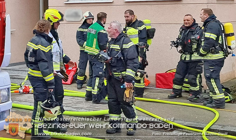 20250206_Wohnungsbrand in Badener Mehrparteienhaus - Feuerwehr rettet Personen und Tiere Foto: Stefan Schneider FF Baden-Stadt 20250206_Wohnungsbrand in Badener Mehrparteienhaus - Feuerwehr rettet Personen und Tiere Foto: Stefan Schneider FF Baden-Stadt