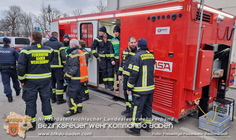 20250206_Wohnungsbrand in Badener Mehrparteienhaus - Feuerwehr rettet Personen und Tiere Foto: Stefan Schneider FF Baden-Stadt 20250206_Wohnungsbrand in Badener Mehrparteienhaus - Feuerwehr rettet Personen und Tiere Foto: Stefan Schneider FF Baden-Stadt