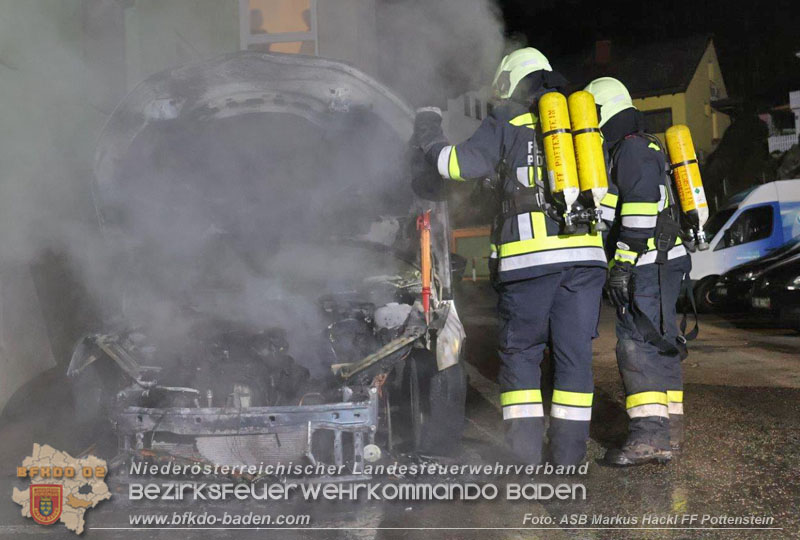 20250210_Fahrzeugbrand in Pottenstein Foto: ASB Markus Hackl FF Pottenstein 20250210_Fahrzeugbrand in Pottenstein Foto: ASB Markus Hackl FF Pottenstein