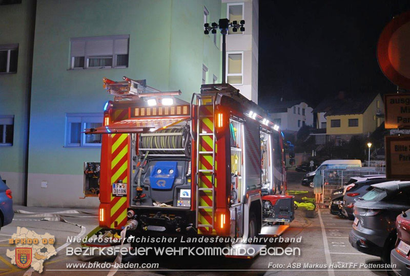 20250210_Fahrzeugbrand in Pottenstein Foto: ASB Markus Hackl FF Pottenstein 20250210_Fahrzeugbrand in Pottenstein Foto: ASB Markus Hackl FF Pottenstein
