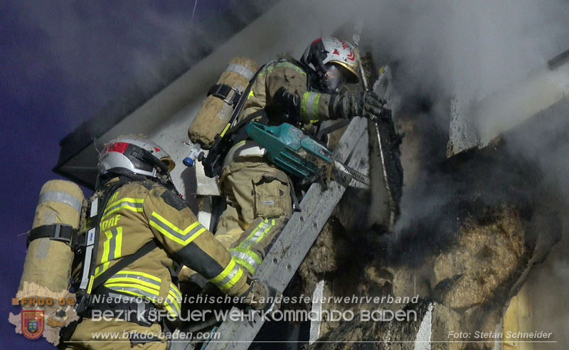 20250210_Fassadenbrand in Unterwaltersdorf sorgte für Großeinsatz Foto: Stefan Schneider BFKDO BADEN