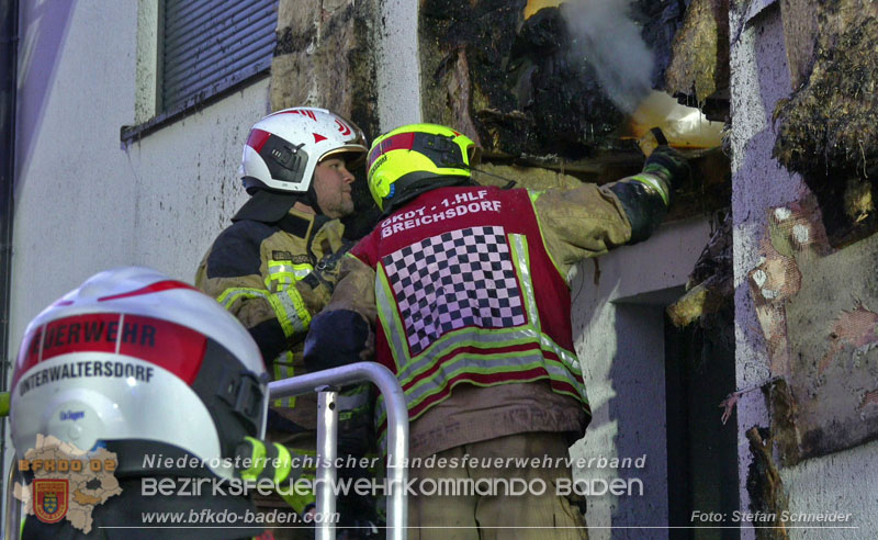 20250210_Fassadenbrand in Unterwaltersdorf sorgte für Großeinsatz   Foto: Stefan Schneider BFKDO BADEN