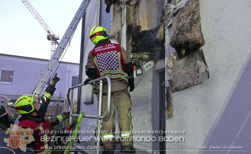 20250210_Fassadenbrand in Unterwaltersdorf sorgte für Großeinsatz Foto: Stefan Schneider BFKDO BADEN