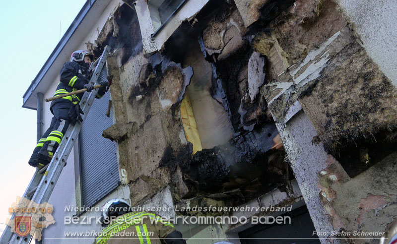 20250210_Fassadenbrand in Unterwaltersdorf sorgte für Großeinsatz Foto: Stefan Schneider BFKDO BADEN