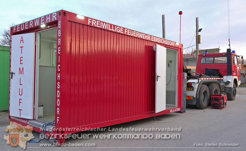20250210_Fassadenbrand in Unterwaltersdorf sorgte für Großeinsatz   Foto: Stefan Schneider BFKDO BADEN
