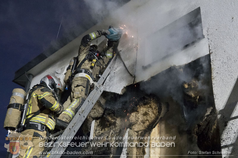 20250210_Fassadenbrand in Unterwaltersdorf sorgte für Großeinsatz   Foto: Stefan Schneider BFKDO BADEN