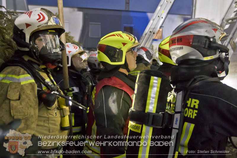 20250210_Fassadenbrand in Unterwaltersdorf sorgte für Großeinsatz   Foto: Stefan Schneider BFKDO BADEN