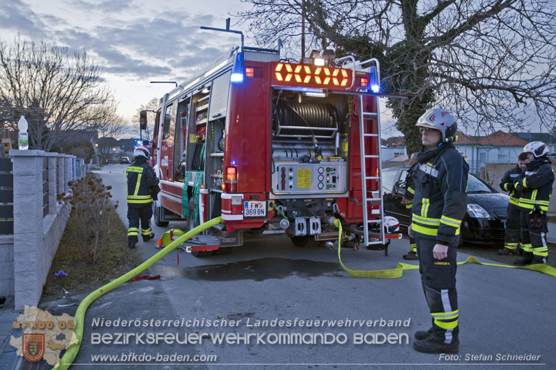 20250210_Fassadenbrand in Unterwaltersdorf sorgte für Großeinsatz   Foto: Stefan Schneider BFKDO BADEN