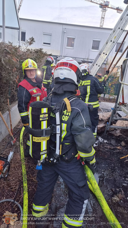 20250210_Fassadenbrand in Unterwaltersdorf sorgte für Großeinsatz Foto: Stefan Schneider BFKDO BADEN