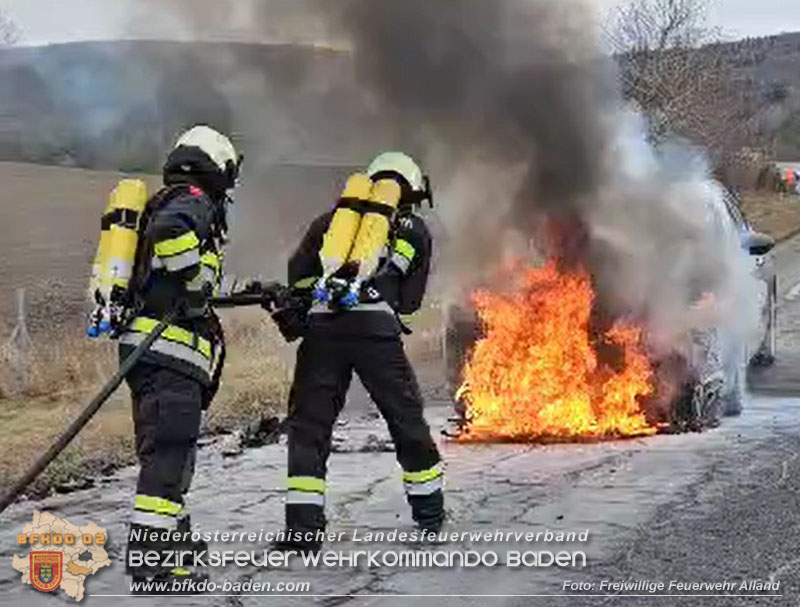20250215_Fahrzeugbrand auf der A21 Hoehe Heiligenkreuz Noe Foto: FF Alland 20250215_Fahrzeugbrand auf der A21 Hoehe Heiligenkreuz Noe Foto: FF Alland