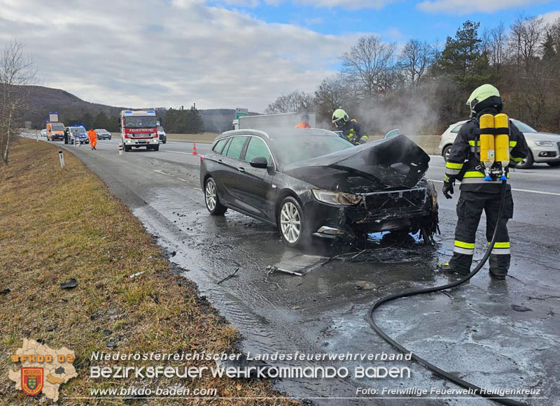 20250215_Fahrzeugbrand auf der A21 Hoehe Heiligenkreuz Noe Foto: FF Heiligenkreuz 20250215_Fahrzeugbrand auf der A21 Hoehe Heiligenkreuz Noe Foto: FF Heiligenkreuz