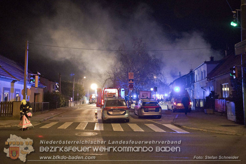 20250220 Brand eines Nebengebäudes in St.Veit a.d.Triesting   Foto: Stefan Schneider BFKDO BADEN 