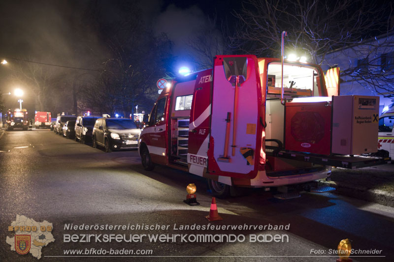 20250220 Brand eines Nebengebäudes in St.Veit a.d.Triesting   Foto: Stefan Schneider BFKDO BADEN 