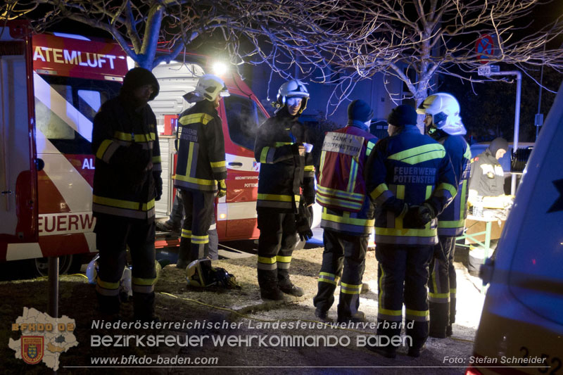 20250220 Brand eines Nebengebäudes in St.Veit a.d.Triesting   Foto: Stefan Schneider BFKDO BADEN 