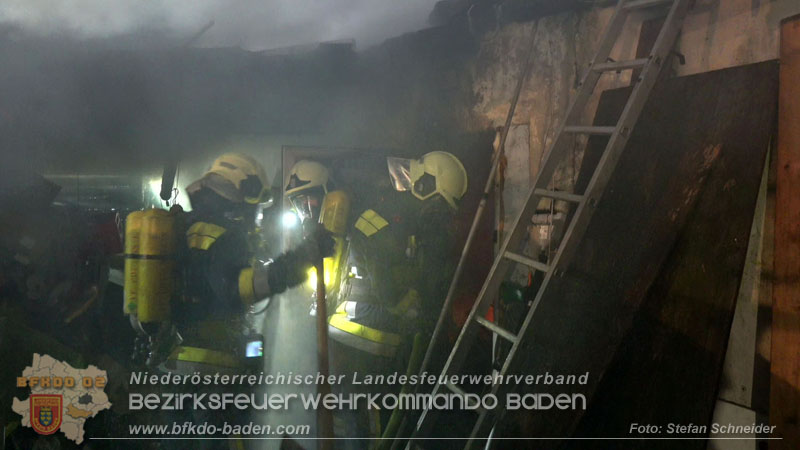 20250220 Brand eines Nebengebäudes in St.Veit a.d.Triesting   Foto: Stefan Schneider BFKDO BADEN 
