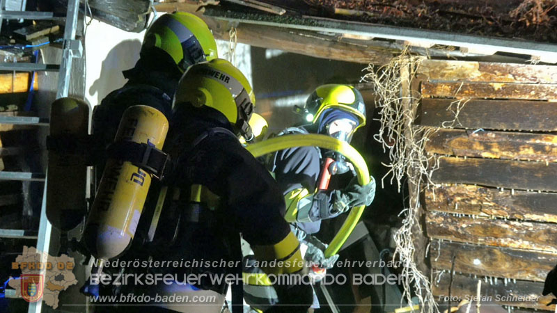 20250220 Brand eines Nebengebäudes in St.Veit a.d.Triesting   Foto: Stefan Schneider BFKDO BADEN 