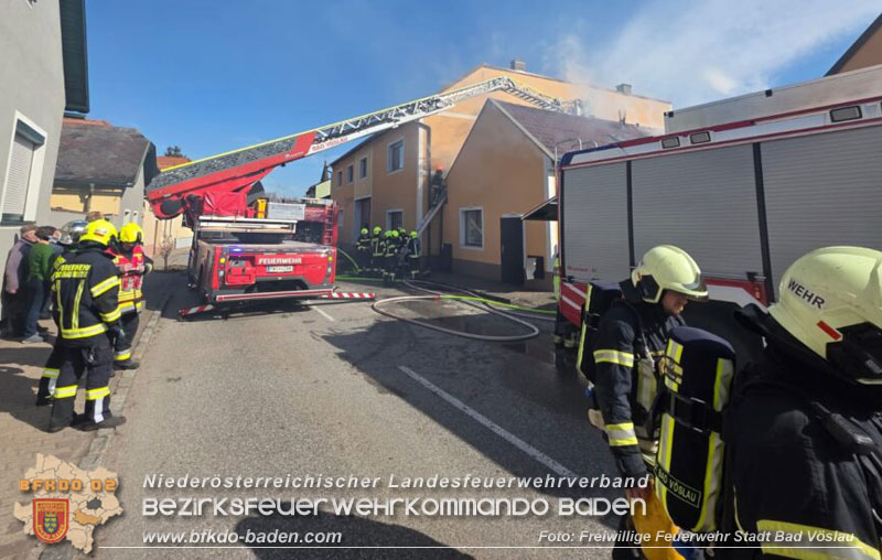 20250303_Grosseinsatz bei Zimmerbrand in Guenselsdorf Foto: FF Stadt Bad Voeslau 20250303_Grosseinsatz bei Zimmerbrand in Guenselsdorf Foto: FF Stadt Bad Voeslau