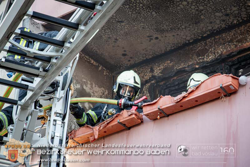 20250307_Balkonbrand im Voeslauer Stadtgebiet   Foto: FF Stadt Bad Voeslau