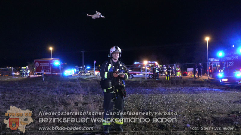20250310_Dachstuhlbrand in alter Bleiwarenfabrik Gumpoldskirchen auch 3 Feuerwehren aus dem Bezirk BADEN im Löscheinsatz Foto: Stefan Schneider BFKDO BADEN 20250310_Dachstuhlbrand in alter Bleiwarenfabrik Gumpoldskirchen auch 3 Feuerwehren aus dem Bezirk BADEN im Löscheinsatz Foto: Stefan Schneider BFKDO BADEN