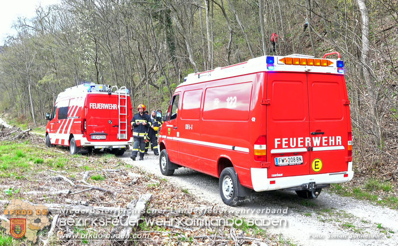 20250405_Kletterunfall im Helenental bei Sattelbach Gemeinde Heiligenkreuz Foto: Stefan Schneider BFKDO BADEN 20250405_Kletterunfall im Helenental bei Sattelbach Gemeinde Heiligenkreuz Foto: Stefan Schneider BFKDO BADEN
