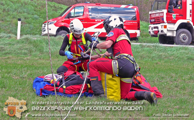 20250405_Kletterunfall im Helenental bei Sattelbach Gemeinde Heiligenkreuz Foto: Stefan Schneider BFKDO BADEN 20250405_Kletterunfall im Helenental bei Sattelbach Gemeinde Heiligenkreuz Foto: Stefan Schneider BFKDO BADEN