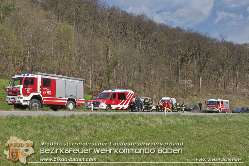 20250405_Kletterunfall im Helenental bei Sattelbach Gemeinde Heiligenkreuz Foto: Stefan Schneider BFKDO BADEN 20250405_Kletterunfall im Helenental bei Sattelbach Gemeinde Heiligenkreuz Foto: Stefan Schneider BFKDO BADEN