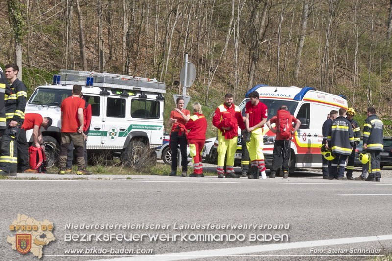 20250405_Kletterunfall im Helenental bei Sattelbach Gemeinde Heiligenkreuz Foto: Stefan Schneider BFKDO BADEN 20250405_Kletterunfall im Helenental bei Sattelbach Gemeinde Heiligenkreuz Foto: Stefan Schneider BFKDO BADEN