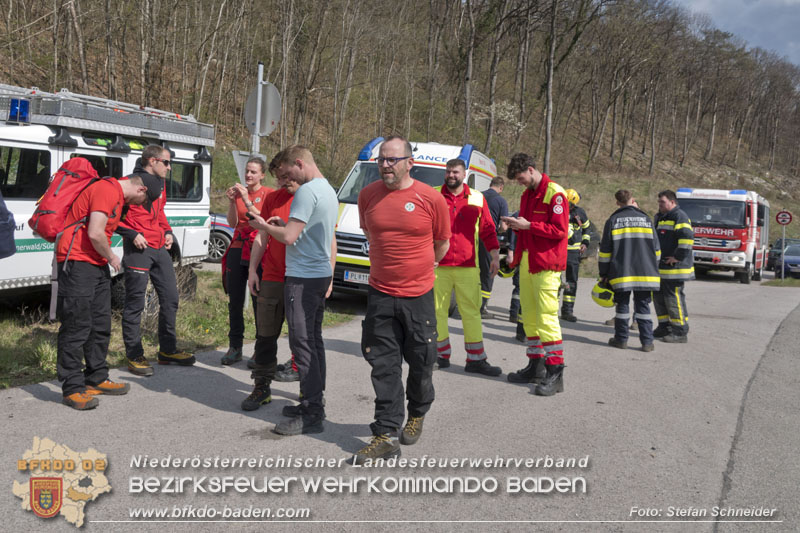 20250405_Kletterunfall im Helenental bei Sattelbach Gemeinde Heiligenkreuz Foto: Stefan Schneider BFKDO BADEN 20250405_Kletterunfall im Helenental bei Sattelbach Gemeinde Heiligenkreuz Foto: Stefan Schneider BFKDO BADEN