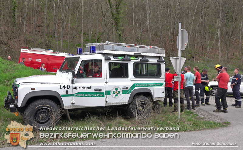20250405_Kletterunfall im Helenental bei Sattelbach Gemeinde Heiligenkreuz Foto: Stefan Schneider BFKDO BADEN 20250405_Kletterunfall im Helenental bei Sattelbach Gemeinde Heiligenkreuz Foto: Stefan Schneider BFKDO BADEN