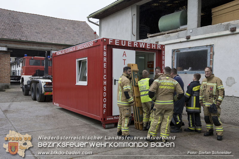 20250530_Garagenbrand - Feuerwehr verhindert Übergreifen auf Wohnräume   Foto: Stefan Schneider BFK BADEN