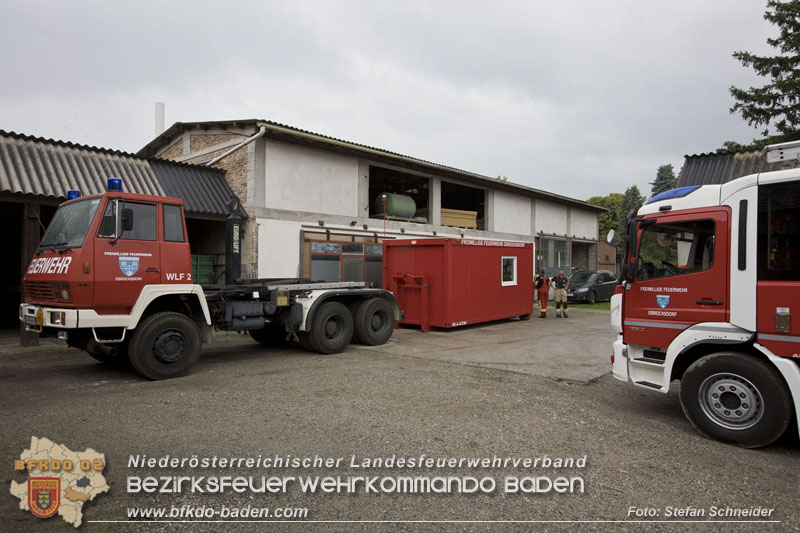 20250530_Garagenbrand - Feuerwehr verhindert Übergreifen auf Wohnräume   Foto: Stefan Schneider BFK BADEN