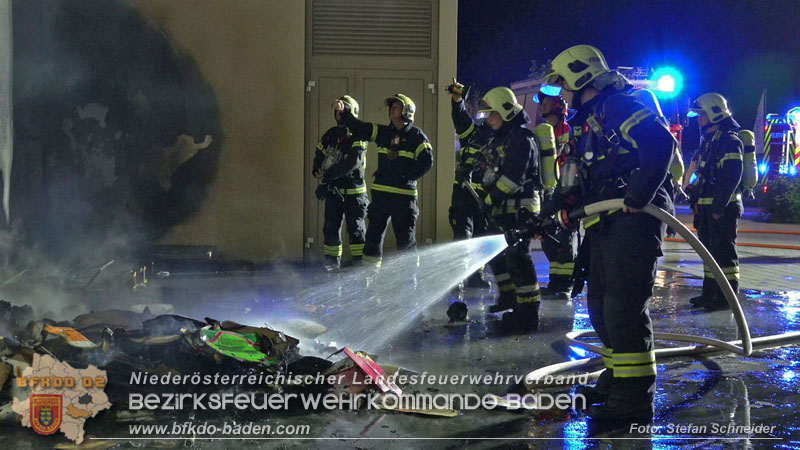 20250605_Nächtlicher Brand beim ARKADIA Traiskirchen  Foto: Stefan Schneider BFKDO BADEN