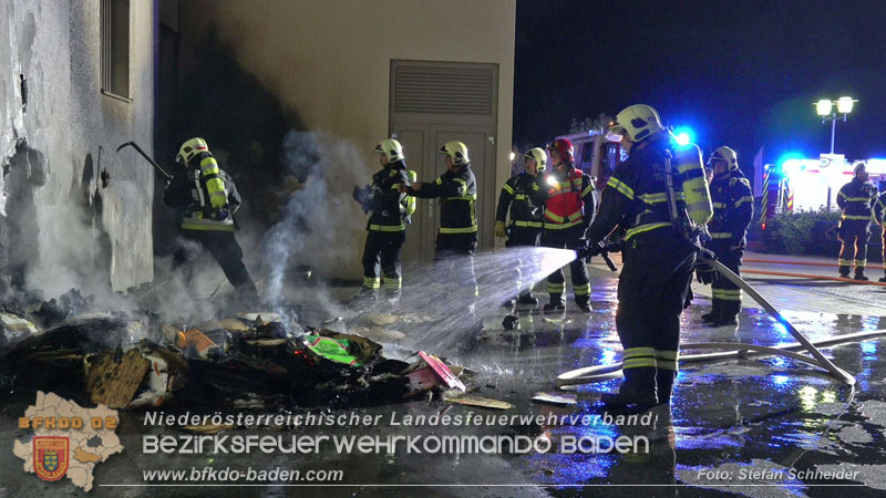20250605_Nächtlicher Brand beim ARKADIA Traiskirchen  Foto: Stefan Schneider BFKDO BADEN