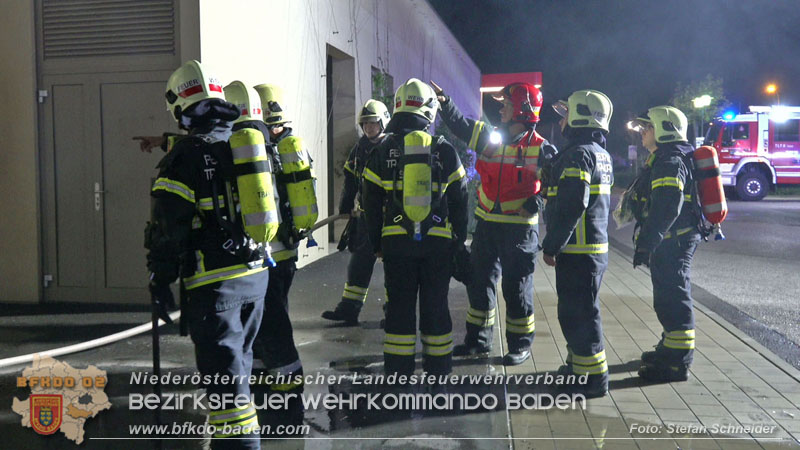 20250605_Nächtlicher Brand beim ARKADIA Traiskirchen  Foto: Stefan Schneider BFKDO BADEN