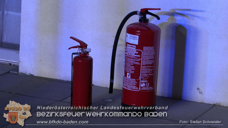 20250605_Nächtlicher Brand beim ARKADIA Traiskirchen  Foto: Stefan Schneider BFKDO BADEN