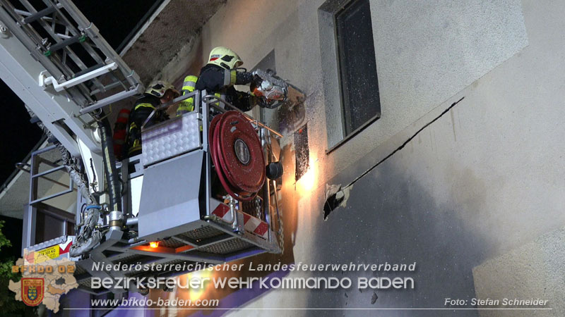 20250605_Nächtlicher Brand beim ARKADIA Traiskirchen  Foto: Stefan Schneider BFKDO BADEN