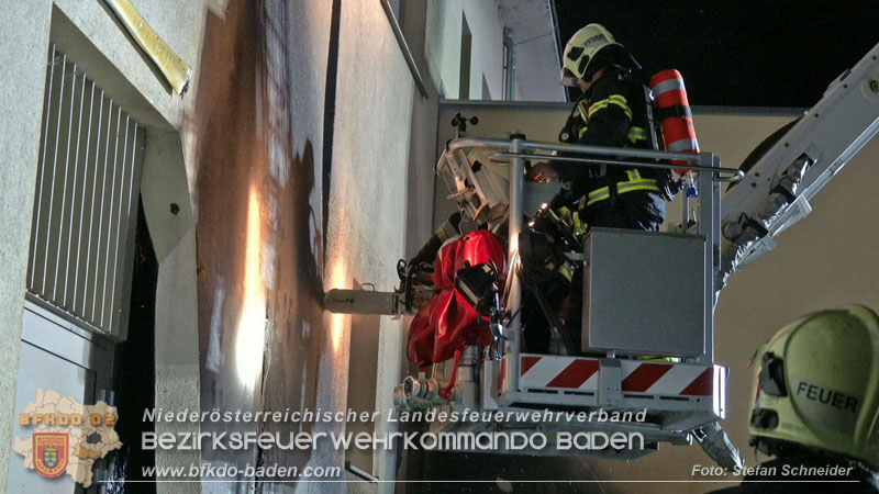 20250605_Nächtlicher Brand beim ARKADIA Traiskirchen  Foto: Stefan Schneider BFKDO BADEN
